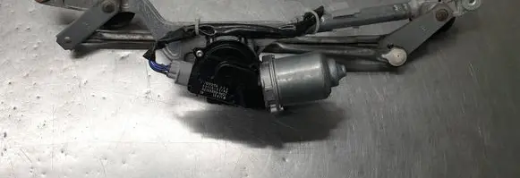 Front wiper linkage and motor