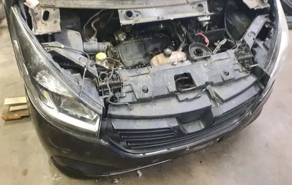 Renault Trafic III (X82) Engine R9M408