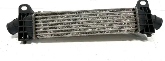 Ford Mondeo Mk III Intercooler radiator 1S709L440AC 868963A IS7Q9L440