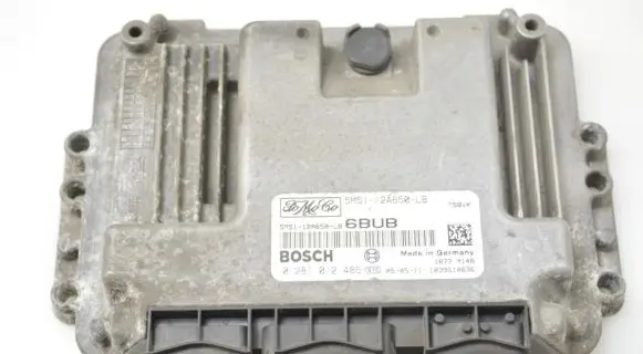 Ford Focus Engine control unit/module 5M5112A650LB