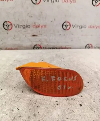 Ford Focus Front indicator light XS4X13368