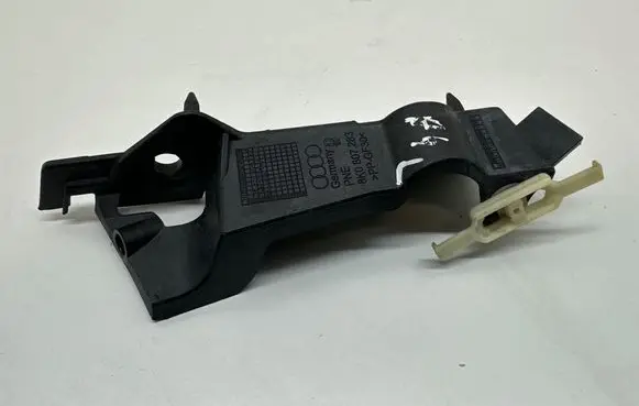 Front bumper mounting bracket