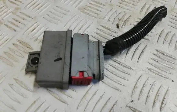 Peugeot 3008 I Other relay 9674222380 34F240114