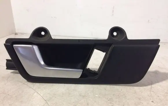 Audi A4 S4 B7 8E 8H Front door interior handle 8E1837019