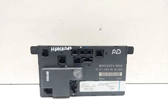Mercedes-Benz E W211 Door control unit/module 2118200626 8086040 36115F070