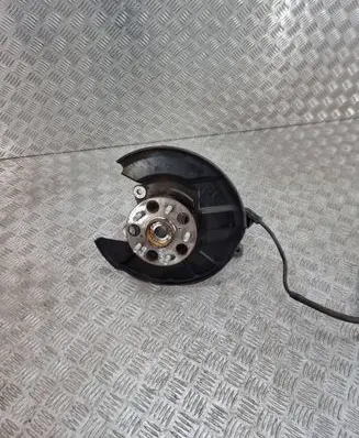 Toyota RAV 4 (XA50) Rear wheel hub