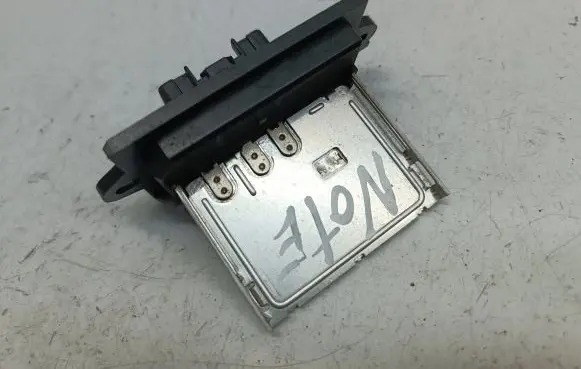Nissan Note (E11) Heater blower motor/fan resistor