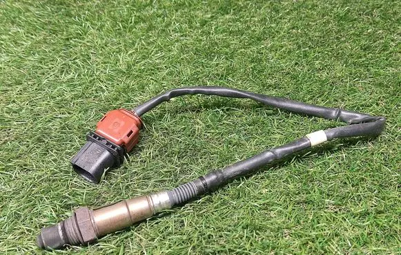 Volkswagen Touareg II Lambda probe sensor 03H906262N 0258017300