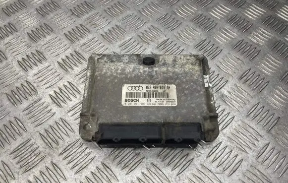 Audi A3 S3 8L Engine control unit/module 038906018AH 28SA3337 0281001693