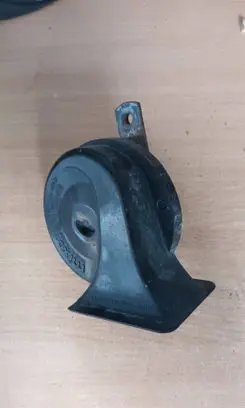 Volvo S70 V70 V70 XC Horn signal 00884