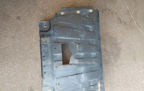 Ford Transit Engine splash shield/under tray KK2J6B629BA