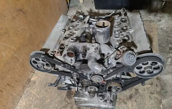 Porsche 928 Engine M2816 M28