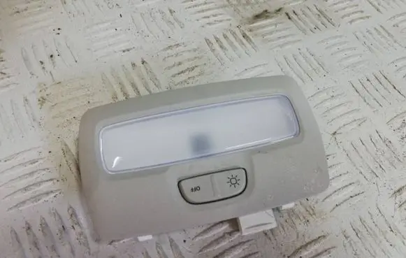 Dacia Sandero Rear seat light