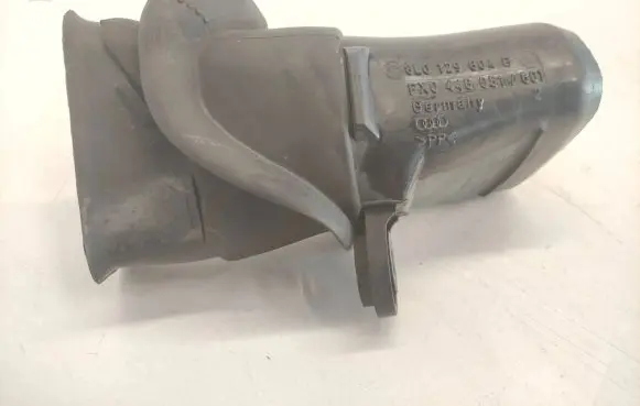 Air intake hose/pipe