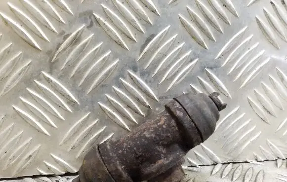 Volkswagen Transporter - Caravelle T4 Rear brake cylinder 