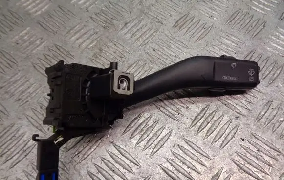 Volkswagen Touran I Wiper switch 1K0953519A