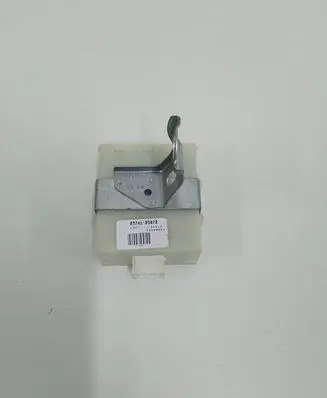 Toyota Avensis T250 Door control unit/module 8974105070 73668012