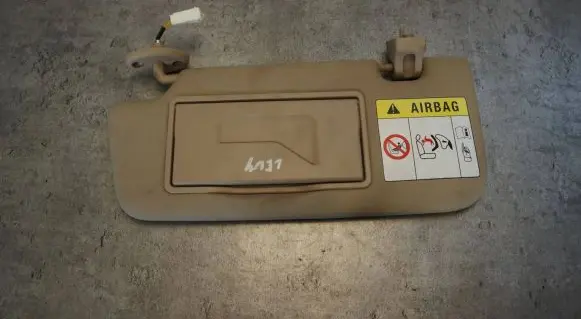 SsangYong Tivoli Sun visor
