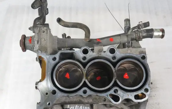 Suzuki Alto Engine block K10BN