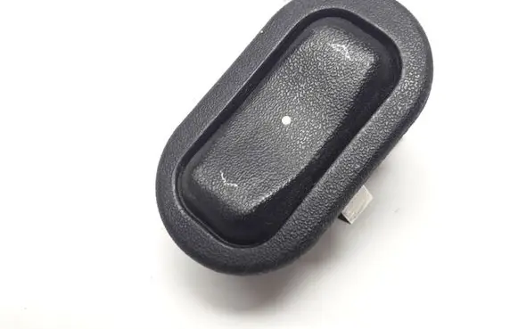Opel Zafira A Electric window control switch 90561388