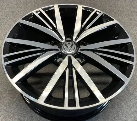 Volkswagen Beetle A5 R17 alloy rim 5C0601025BQ