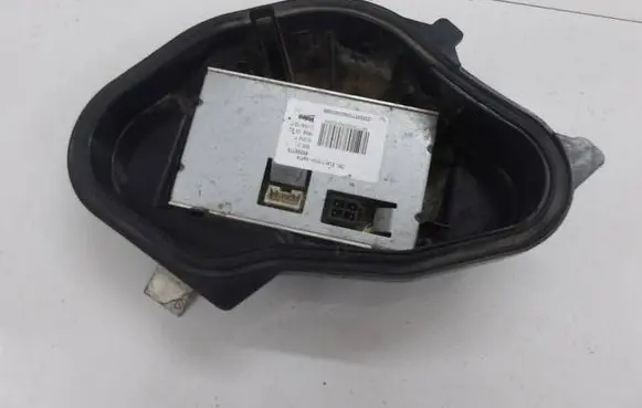 Volkswagen PASSAT B7 Light module LCM 89393773