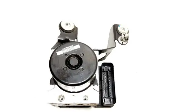 Volvo XC60 ABS Pump 31423348