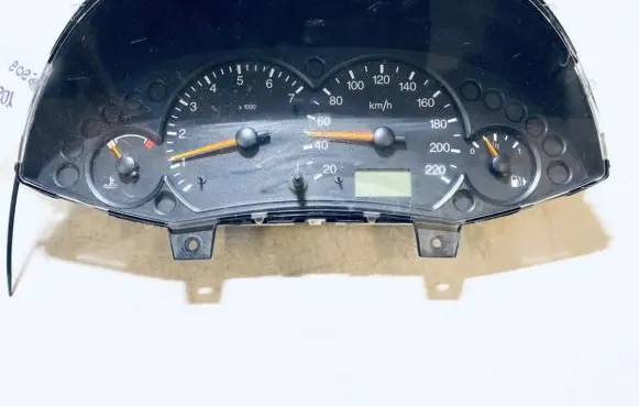 Ford Focus Speedometer (instrument cluster) 98ap10841bc 98ap-10841-bc