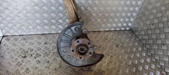 Volkswagen Touareg I Front wheel hub spindle knuckle 7L6407258A