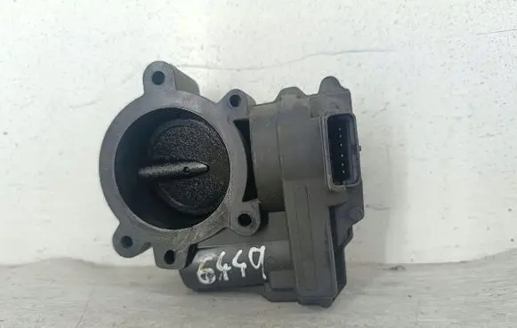 Peugeot 207 Throttle body valve