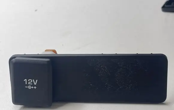 Land Rover Range Rover Evoque L551 Cigarette lighter JX6315K040CA