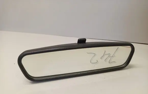 Rear view mirror (interior)