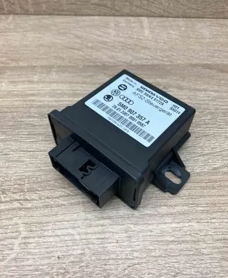 Volkswagen PASSAT B6 Light module LCM 5M0907357A 5WK49172A