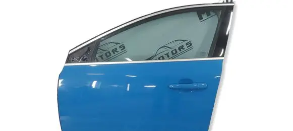 Volvo V40 Front door 