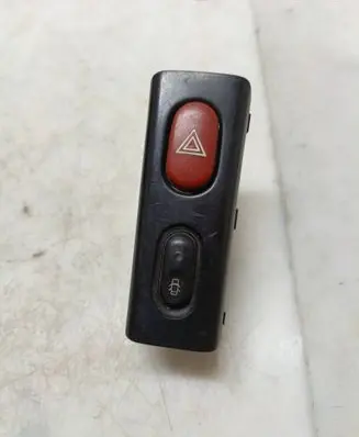 Renault Laguna I Hazard light switch