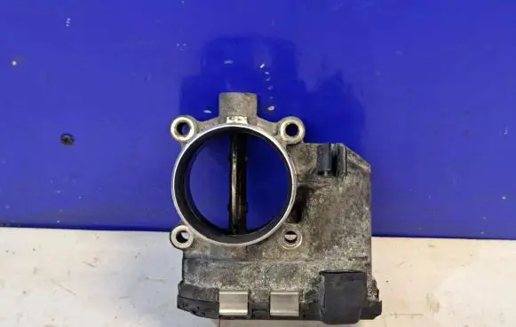 Volvo S60 Throttle valve 8692720 0281002701