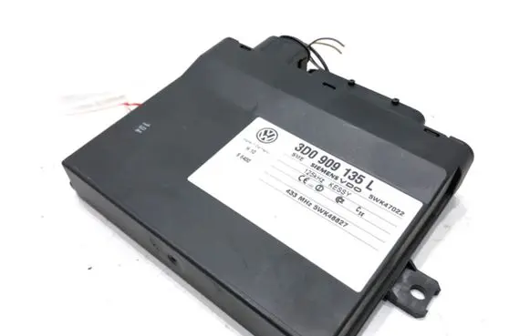 Volkswagen Touareg I Other control units/modules 3D0909135L