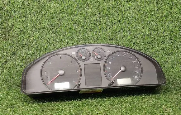 Volkswagen Transporter - Caravelle T5 Speedometer (instrument cluster) 7H0920850RX