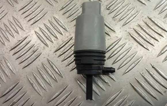 BMW 3 E92 E93 Windscreen/windshield washer pump 6934159