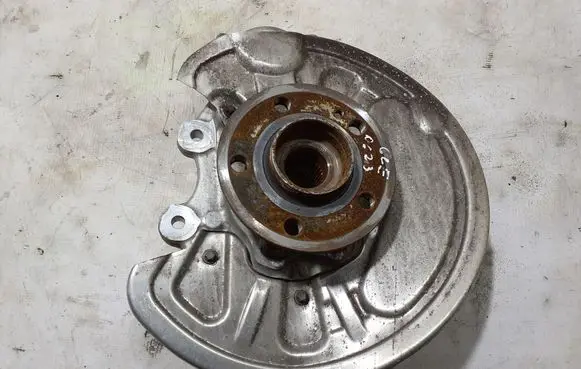 Mercedes-Benz GLE W167 Rear wheel hub A1673572200