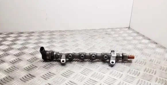 Skoda Yeti (5L) Fuel pressure regulator 03L130089P 057130764H 03L906051