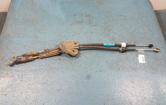 Renault Fluence Gear shift cable linkage 8200779393