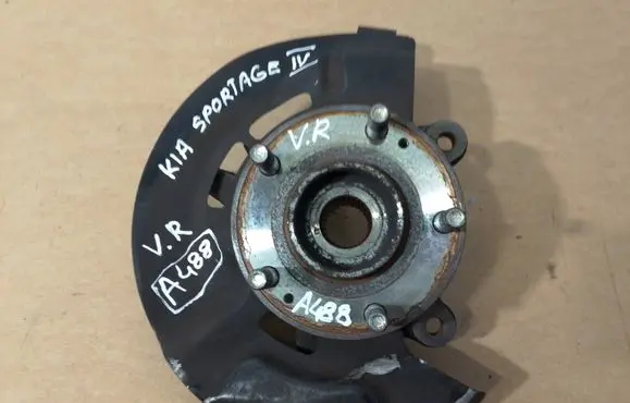 Hyundai Tucson TL Front wheel hub 2WDRH7000