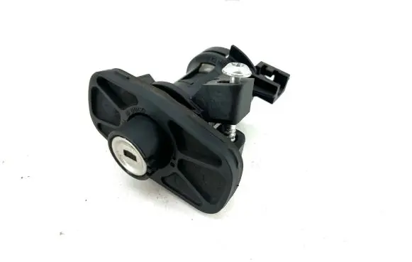 Mercedes-Benz C W204 Tailgate exterior lock A2047500061