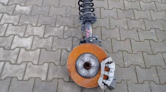 Land Rover Range Rover Evoque L551 Front wheel hub 