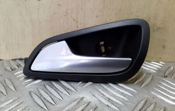 Ford Focus Front door interior handle AM51U22601BDW