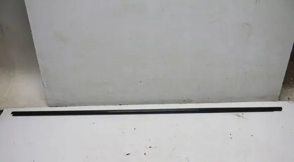 Opel Astra J Front door trim (molding) 