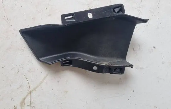 Nissan Townstar Intercooler air guide/duct channel 628170234R