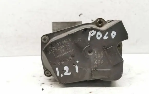 Volkswagen Polo Throttle body valve 03C133062B