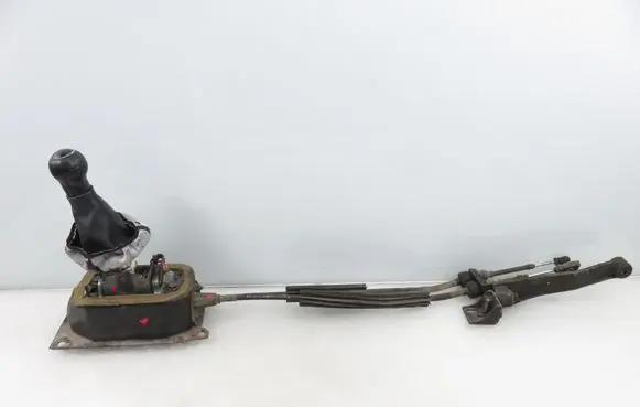 Volkswagen Polo III 6N 6N2 6NF Gear shifter/selector 6N0711265B